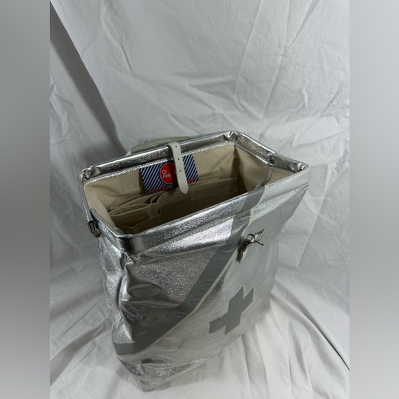 HTF Genuine The Prepster Emergency Backpack fireproof silver metallic - Picture 11 of 16